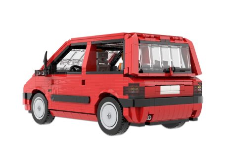 Renault Twingo 1992 MOC Lego - Parte trasera Coche de juguete rojo con diseño detallado y ruedas en relieve.