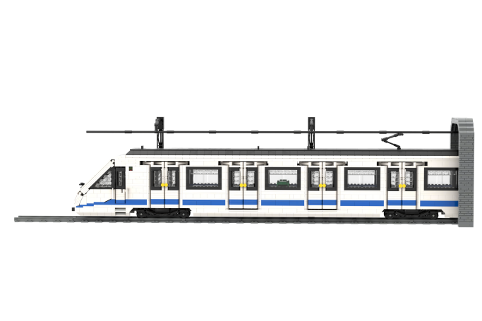 CAF serie 8000 (1 módulo) - II Tren de cercanías blanco con franjas azules, detenido en la estación.